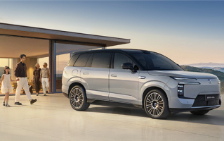 同级最多电机！三排六座SUV腾势N8L上市：29.98万起！