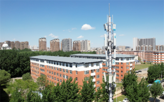 华为打造智能基站：实时自动改变波形 效率提升30倍以上！