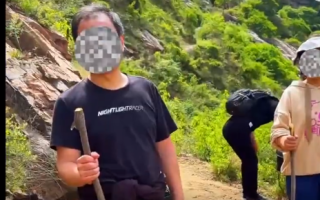 山西栖岩寺塔林路上有人拦路收费 镇政府和派出所介入！