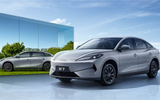 最远续航520km 比亚迪全新纯电轿车e7上市：限时9.88万起！