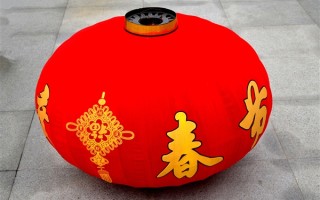 感动全网 男子谎称过年不回家：父母寄大量年货 ！