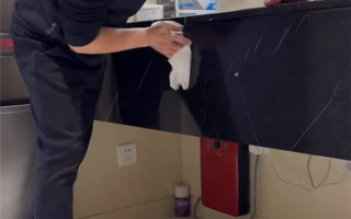 华杉：华与华最高权利是扫厕所 ！每周一我必亲扫 ！