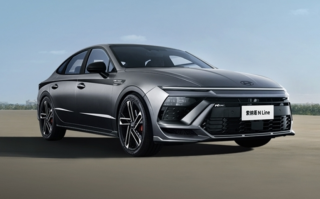 中国B级轿车整体失守20万元价格线！BBA打骨折促销！