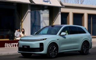 理想自研M100芯片明年上车 主动为用户提供服务 ！