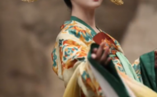 女子穿汉服却被认为是和服 拍摄者怒怼：多去博物馆看看!