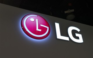 LG显示颠覆传统！电视产线测试新型OLED技术：分辨率突破在望！