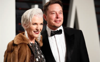 马斯克母亲称来过中国12座城市：中国是令自己和儿子惊叹的国家！