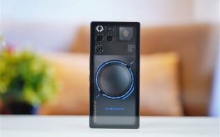 买手机前必看！安兔兔1月性能排行更新：第一名甩开垫底近40万分 !