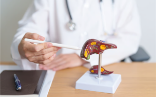 丈夫急需换肝救命 妻子“恐针”为由拒捐！双方对簿公堂 ！