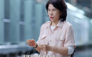 董明珠：鲜花放在格力冰箱里25天还是鲜花 这是全球唯一的独有技术 !