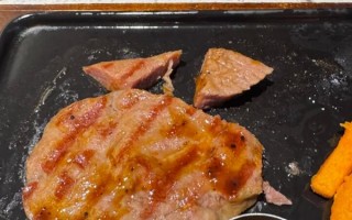 必胜客用芝麻小字标注调理牛排 罗永浩：商人不可能老实 也不容易 ！