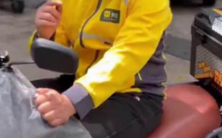 男子冒充骑手摆拍假工资条被刑拘 累计发布虚假短视频87条！