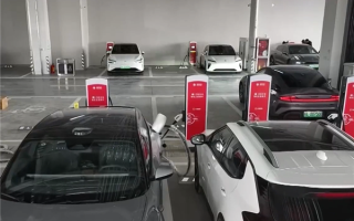 单日满足超6000台车充电需求 全国最大规模高速公路超充站投运 !