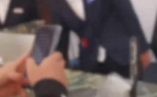 顾客住宾馆打碎水杯被索赔150元 宾馆工作人员回应！