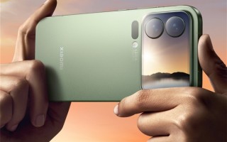 小米17 Pro Max屏幕领先行业:京东方和维信诺陆续跟进! 小米17 Pro Max屏幕领先行业:京东方和维信诺陆续跟进!