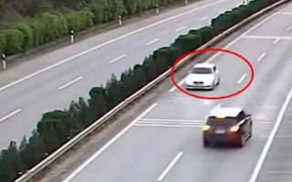 女子开宝马高速逆行15公里被刑事立案：涉嫌以危险方法危害公共安全罪！