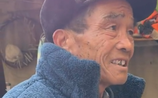 光明村大爷：当年只给了点鸡蛋 刘强东现在年年回报上千万 这种老板全世界能有几个 ！