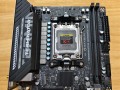 AMD平台首款B850迷你“背插主板”：PCIe x16插槽装在背面！