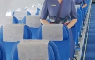 山东航空回应空姐换穿平底鞋：实现“各美其美”！