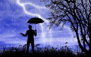 天气太极端 越南顺化遭遇全球第二大单日降雨量:1739毫米! 天气太极端 越南顺化遭遇全球第二大单日降雨量:1739毫米!