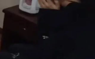 男子举报教师妻子出轨骗钱 官方正在调查核实！