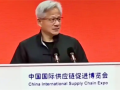黄仁勋首次参加官方活动 专门为演讲换了眼镜 称中国供应链是奇迹！