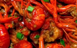 小龙虾身价暴跌：一斤价格降至个位数!