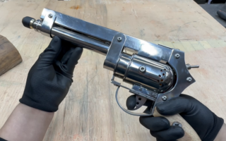 手工耿自制左轮锂电钻 网友：这次真有用了！