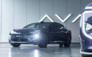 换装车顶激光雷达、后桥标配双电机！全新阿维塔12实车亮相 !