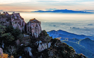 三山五岳中的五岳之首是什么山（泰山为何时五岳之首）