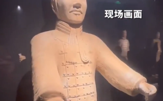 杭州兵马俑被游客吐槽不值票价：表情呆板 做工粗糙！