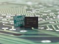 首次！DDR4、DDR5、闪存、硬盘同时缺货 威刚事长直呼：很头痛！