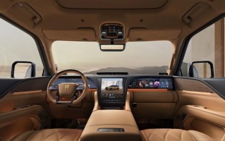比亚迪售价超百万的豪华SUV！仰望U8L内饰官图公布：一深一浅！