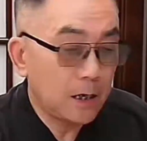 杨少华幼子:老爷子去世大家都解放了！-第1张图片